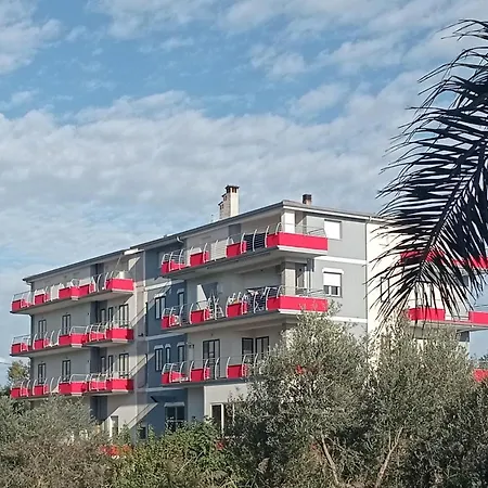 Bed & Breakfast Casa Vacanza, Ristorante Borgorosso *